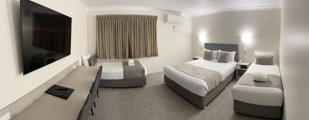 Rocky Gardens Motor Inn Rockhampton Buitenkant foto