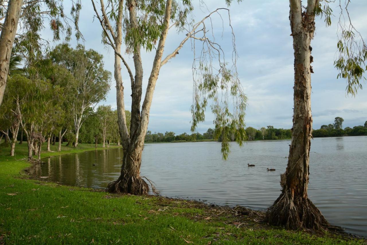 Rocky Gardens Motor Inn Rockhampton Buitenkant foto